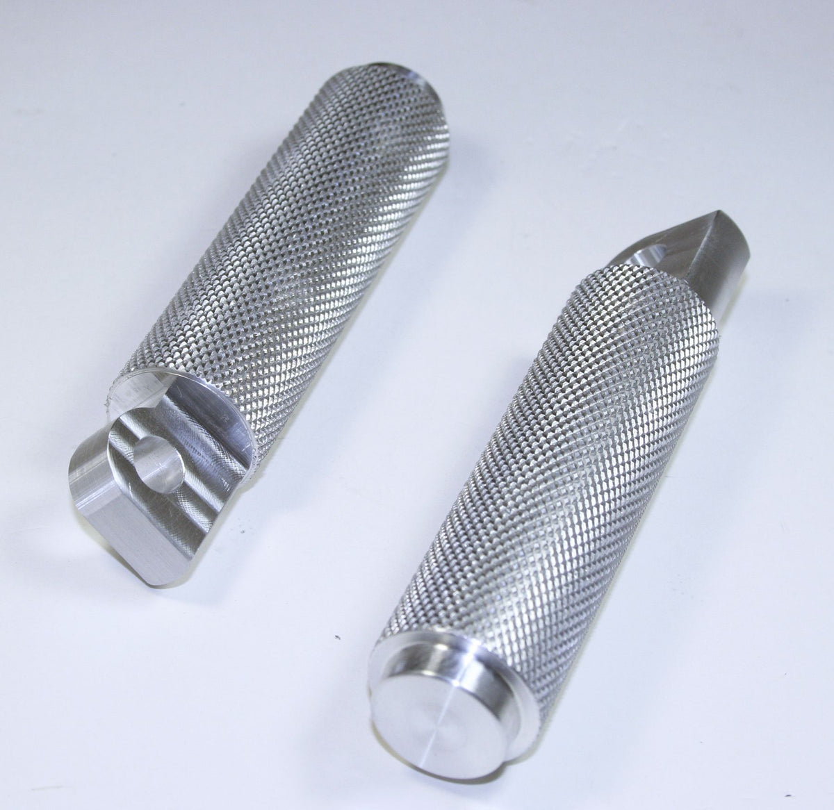 A.R.T Billet Aluminum Knurled Foot Peg Set – Rivera Primo