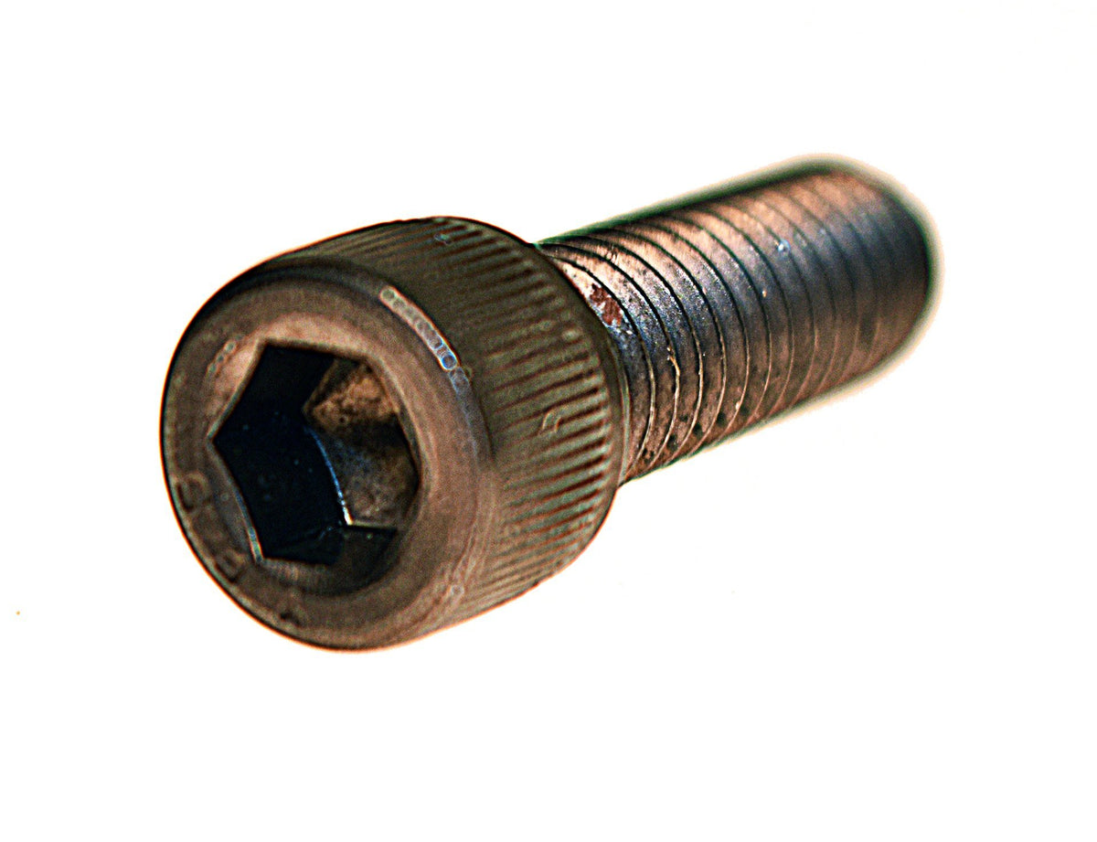 39×50. socket-head-bolt-shcs-516-18-x
